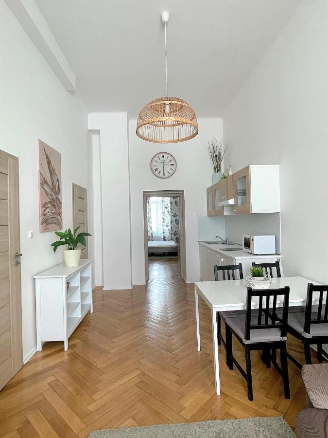 Gallys Apartments Praga Zewnętrze zdjęcie